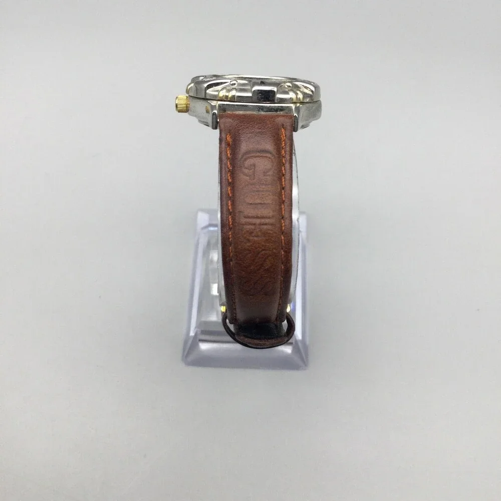 Vintage Guess Waterpro Womens Watch 28mm Champagne Dial Leather New Battery